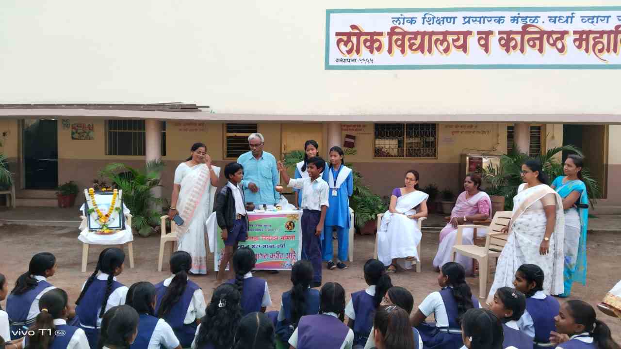 प्रश्न विचारणारी पिढी घडवणे काळाची गरज – गजेंद्र सुरकार